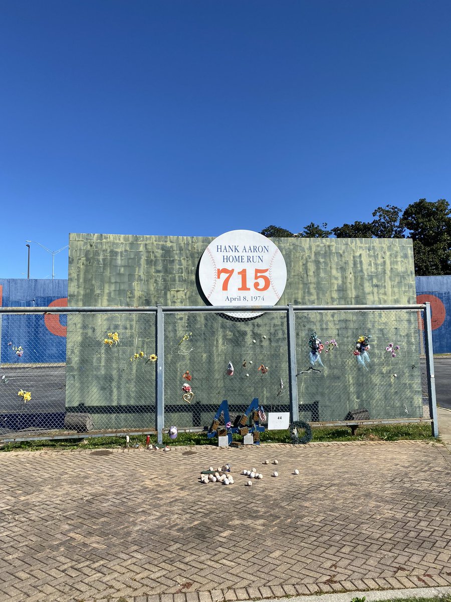 PrayOrDie's tweet photo. Hey @Braves fans I saw this today on @GeorgiaStateU campus. This is where Hank Aaron hit his record breaking HR at. 

#OldAtlanta #FultonCountyStadium #GSU https://t.co/zeb9ywUdE3