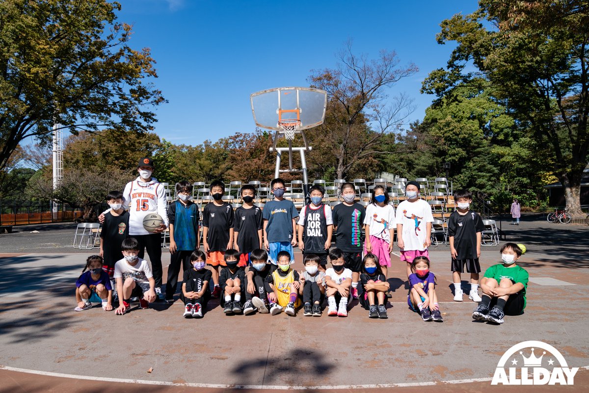 flymagazine's tweet photo. ALLDAY 2021 FALL
#STREETBALLCLINIC
@jumpman23 @tokyo23basketball @spaceballmag @SPACEBALL_MAG
#ALLDAYMAG #ジョーダン #JUMPMAN #TOKYO23 https://t.co/0aHuI4z4r7