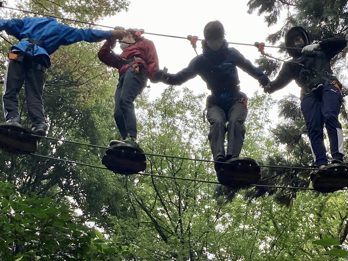 MSTmiddleschool's tweet photo. Odyssey Day 5: A rainy trip to Yokohama for a team building ropes course. It challenged the #adolescents to take some chances, think creatively, and support each other. #MSTEucalyptus #WeAreMST #MSTconfidence #MSTcompassion #montessori https://t.co/AbrZmW7INZ