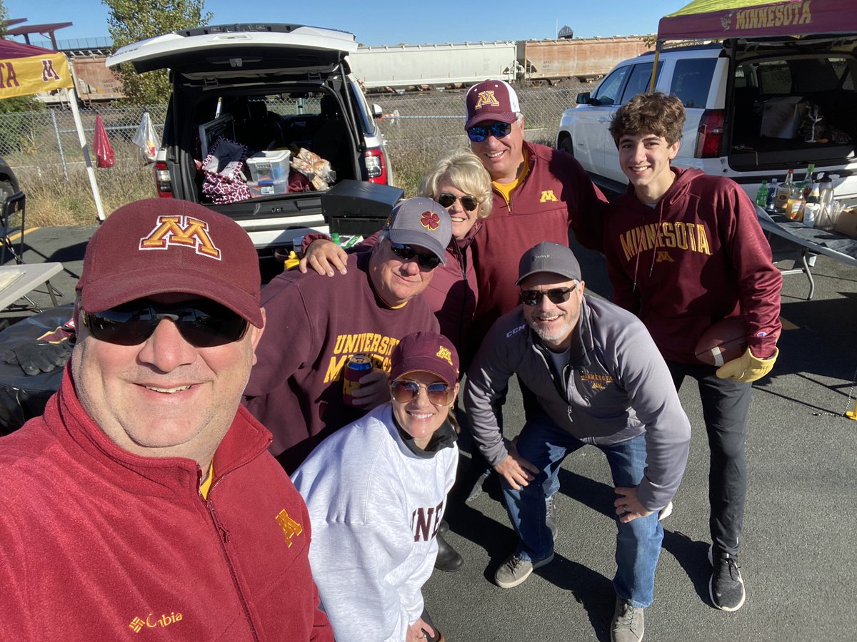 23passer's tweet photo. Whatta Day !!! Gophers Win 34-16.  RTB    Ski U Mah   Go Gophers!!!! https://t.co/JGxGUE8IHq