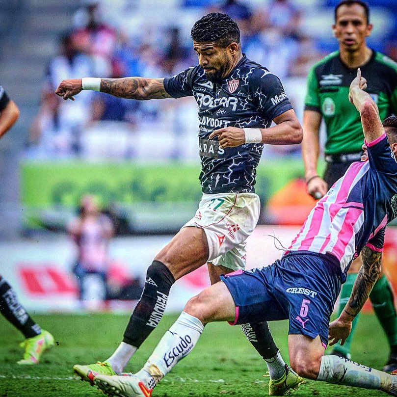 ¡¡¡GANARON LOS RAYOS!!! ⚡️⚡️⚡️

Con gol de último minuto de Rodrigo Aguirre, los Rayos regresaron a la senda del triunfo llegando así a 17 puntos.
