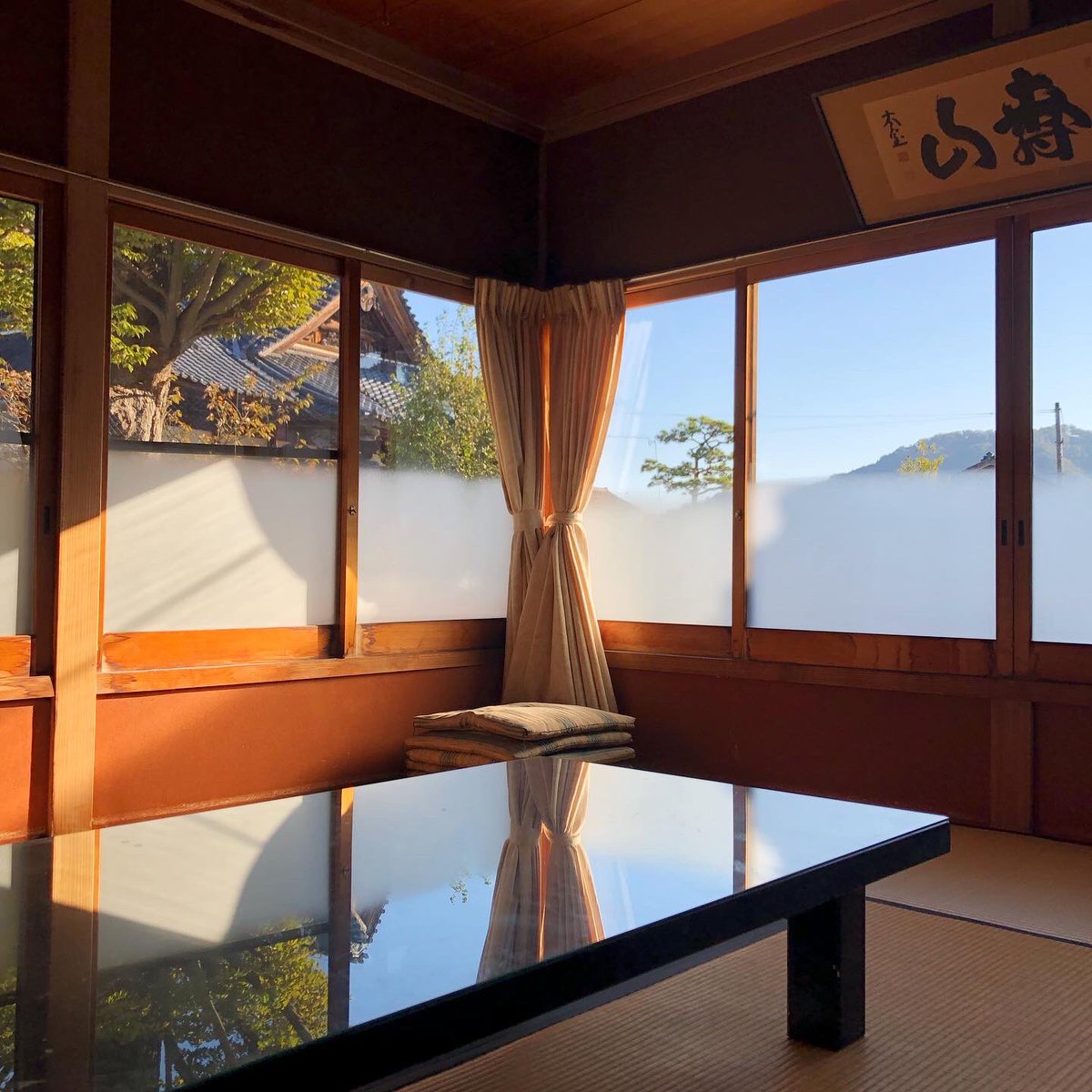 morishu1108's tweet image. はじめました😌 #朝活勉強会✨
日曜早朝6時から2時間☀️
しばらくは #Wordpress での #Web構築 のハンズオン✨
今日は #Virtualbox 、#vagrant で仮想環境に #CentOS8 を入れて、Webサーバ #Nginxのインストールまでやりました
懐かしくも気づきありのいい時間でした✨
来週も楽しもう！
#河濯山芳春寺