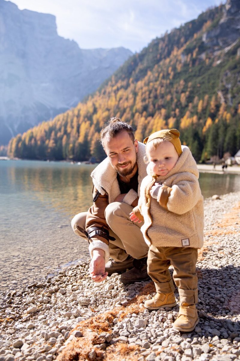 savvysassymoms's tweet photo. Family health tips for fall. 

https://t.co/D3bVmvJZnR https://t.co/aLeMFSFezM