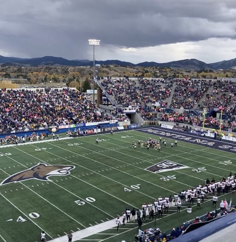 Had a great visit today at Montana State!! Thanks <a href="/Coach_Risinger/">Kyle Risinger</a> @CoachWeeseMSU <a href="/TheRightCats/">Montana State Football Recruiting</a> <a href="/MSUBobcats_FB/">Montana State Football</a> 🟡🔵