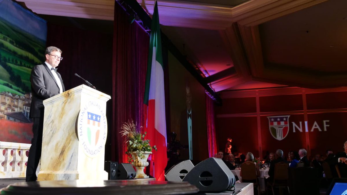 ItalyinUS's tweet photo. Italian Minister Giancarlo Giorgetti @MISE_GOV & Ambassador @MAZappia at @niaforg Gala in Washington DC to honor & celebrate the contribution of Italian-Americans to the ever-growing, rock solid bonds between our two countries & peoples. Viva l'Italia 🇮🇹🇺🇸 Viva gli USA! #ItalyUS https://t.co/US8REKBFSZ