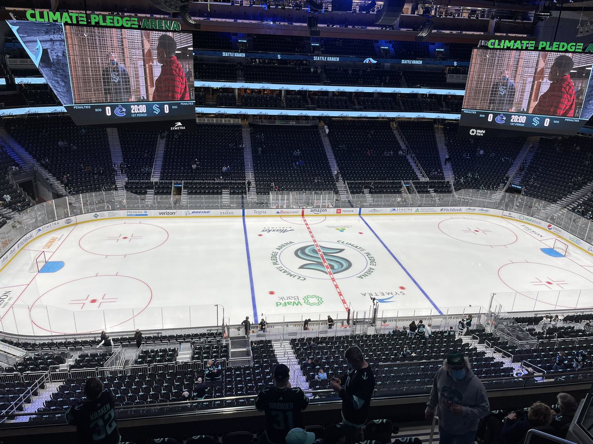 whitkg's tweet photo. This view is now home. Inaugural game! #seakraken #beautiful #climatepledgearena #WHEREiROOT https://t.co/PIgyHFN8B7