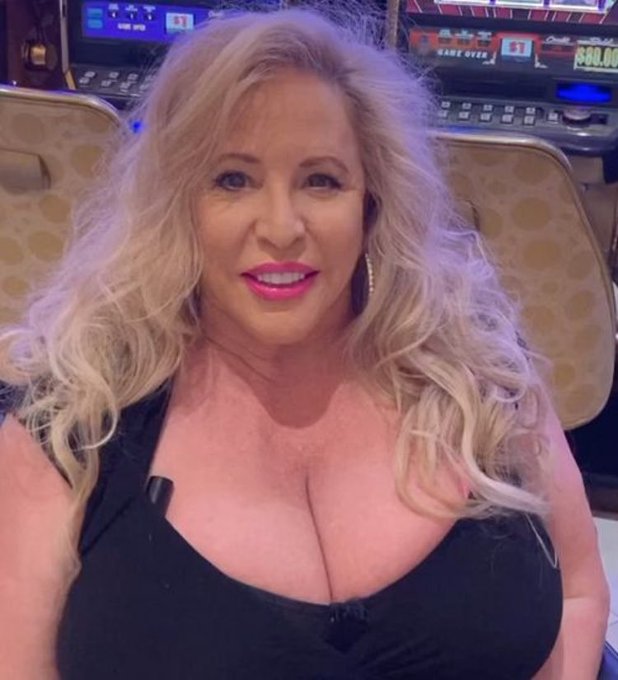 I canceled NY cuz the Drs feel I need more rehab. I have to stay off my leg for another 5 days &amp; then<a href="/tag/europedichan"class="tags"><span>#europedichan</span></a>