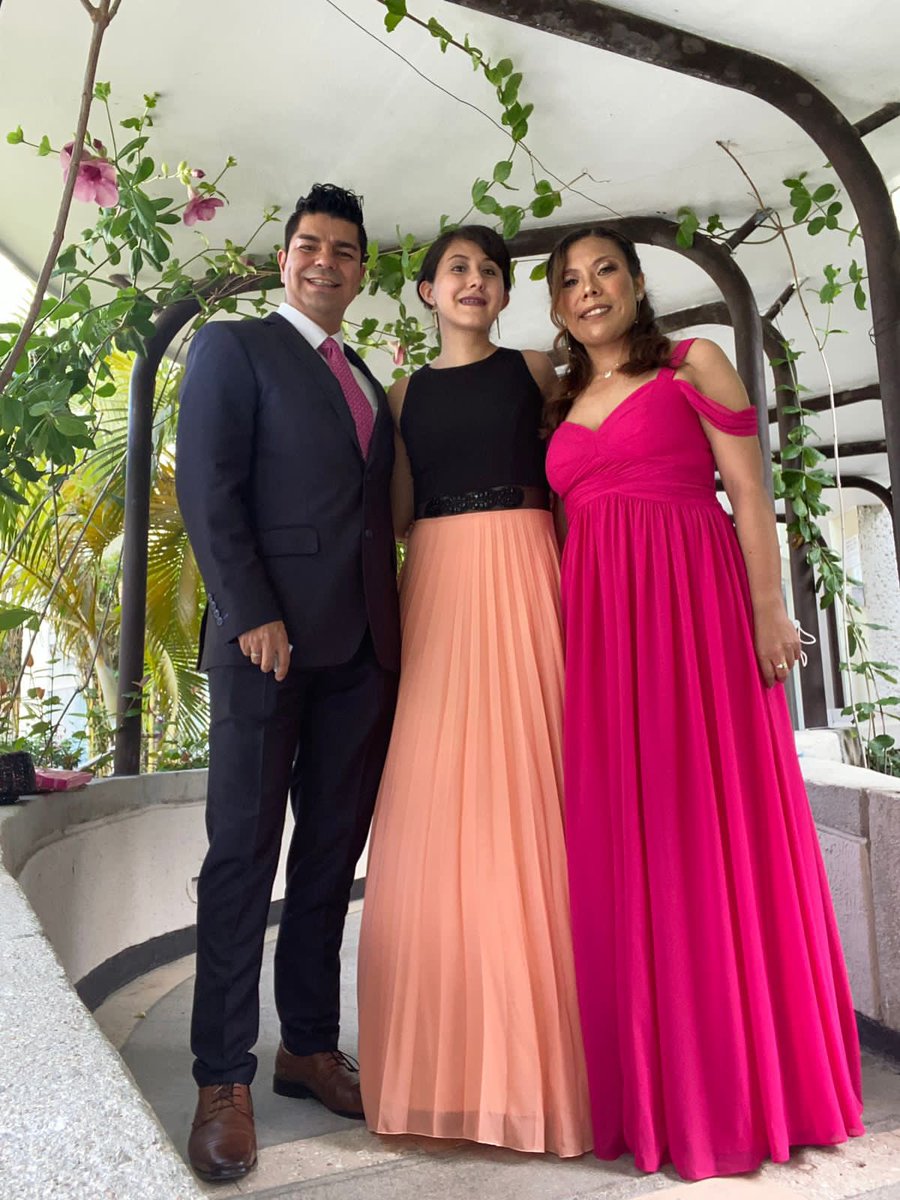 erawinter918's tweet photo. Boda time #pediateam #1octped https://t.co/yyGGZqMlDI