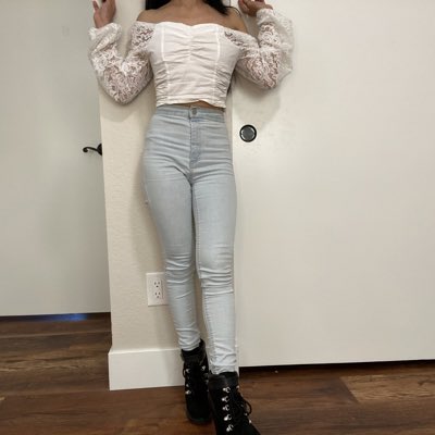 Boba Zian’s pics and videos