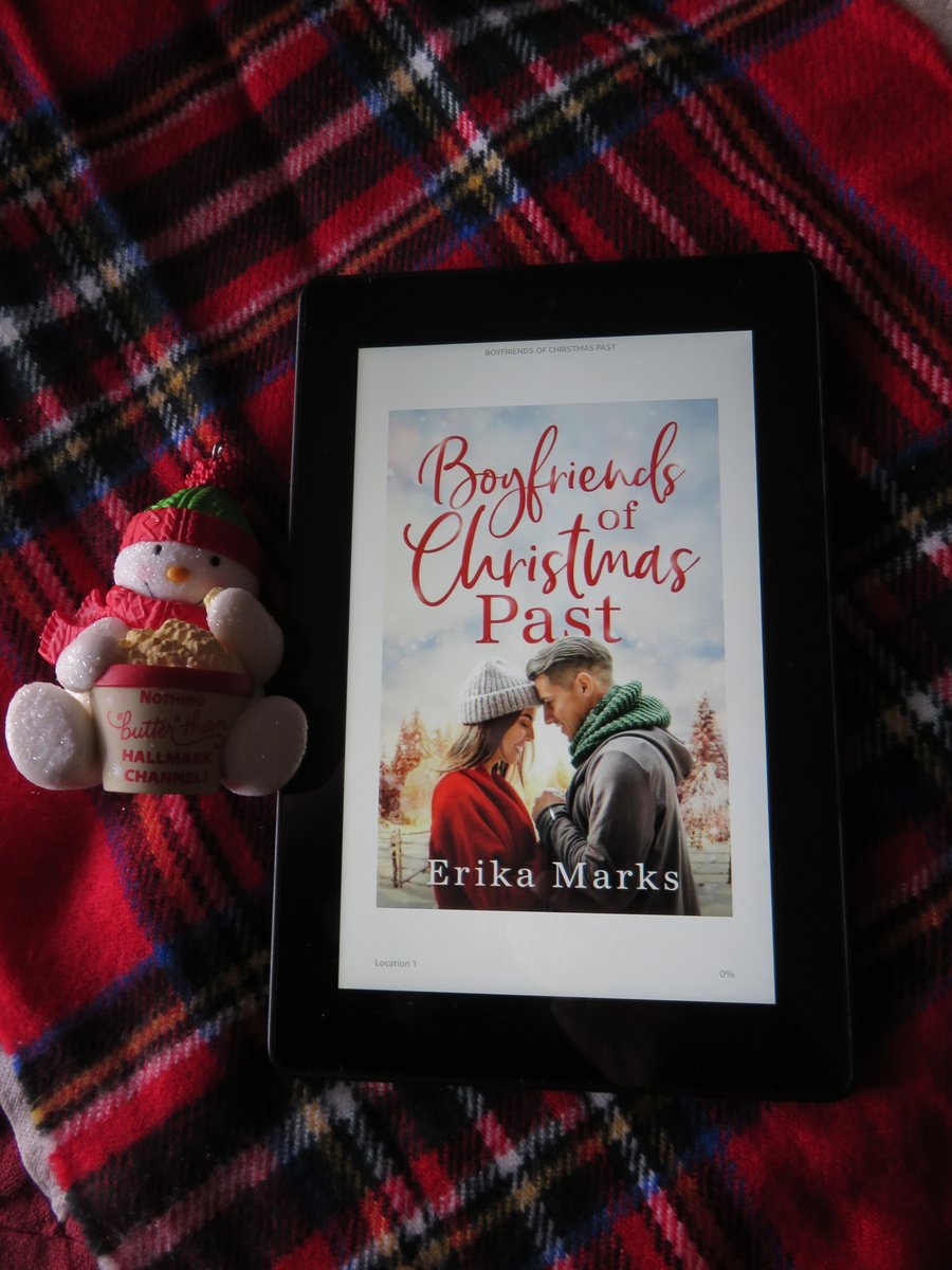 Tule Publishing (@tulepublishing) on Twitter photo #BoyfriendsofChristmasPast is based on a book with the same name by our own <a href="/erikamarksauthr/">Erika Marks</a> . We have one print copy we'll giveaway at the end of this movie, US-only. (ornament not included)
RT this tweet for a chance to win. #BoyfriendsofChristmasPast is based on a book with the same name by our own <a href="/erikamarksauthr/">Erika Marks</a> . We have one print copy we'll giveaway at the end of this movie, US-only. (ornament not included)
RT this tweet for a chance to win.