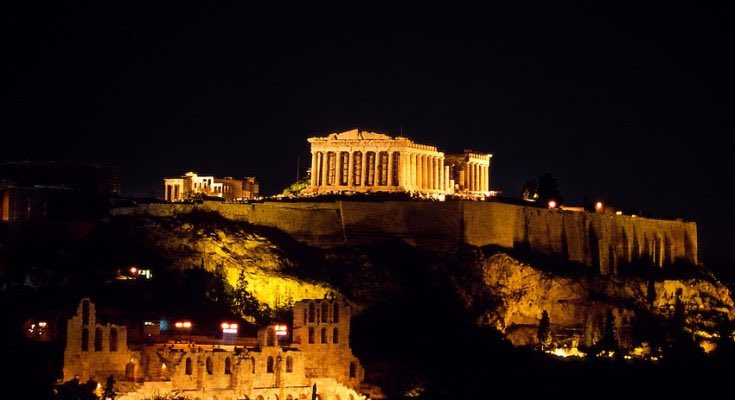 peebs1three's tweet image. @DougPlagens Gus in Greece here, listening and hoping the Cats grind out this win in the 3rd period! Win, and the gyros are on me! #TimeToHunt #WorldFamousTwitterSegment