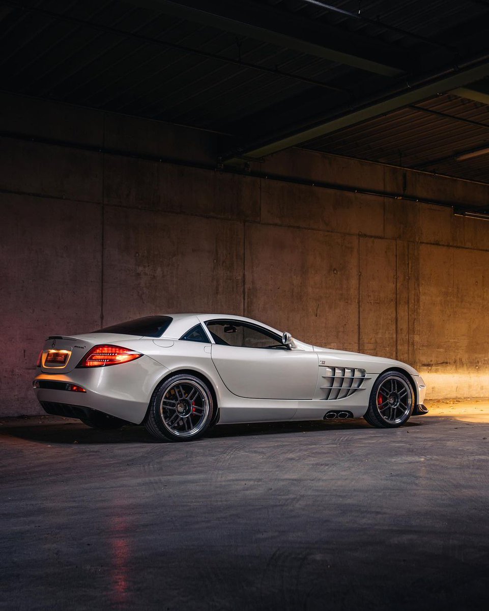 MercedesBenzUSA's tweet photo. *cue Imperial March* #mercedesbenz #mbugc https://t.co/4RbSw8YhPO