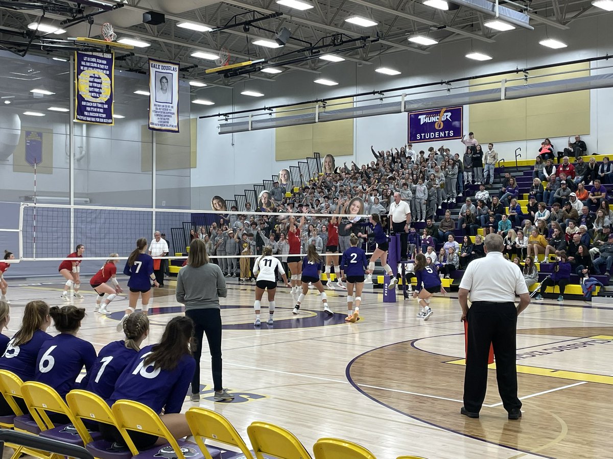 OconHayes's tweet photo. #OconVolleyball takes the Regional Final! #OconPride https://t.co/EmJm1wKZj4