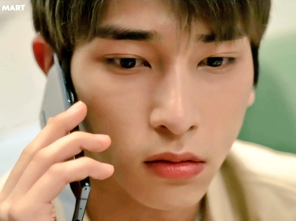플로레 tweet media