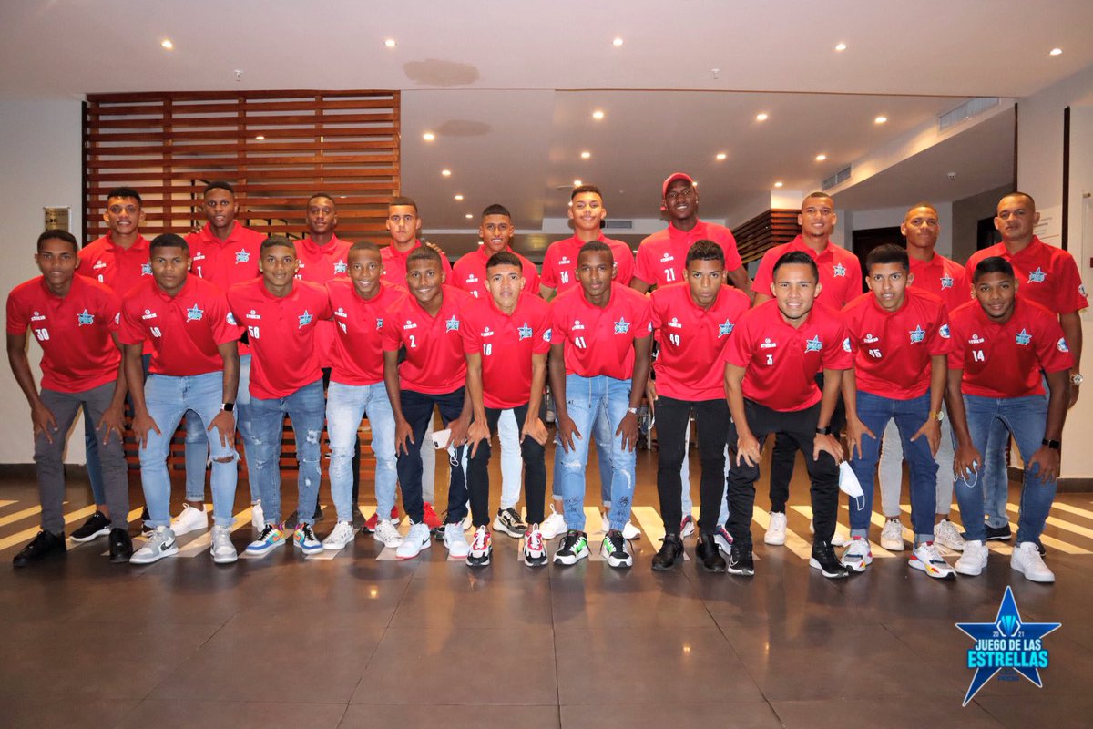 liga_prom's tweet photo. ¡𝗟𝗔𝗦 𝗘𝗦𝗧𝗥𝗘𝗟𝗟𝗔𝗦 🌟! 

Estos son los jugadores del Juego de las Estrellas de las Conferencias Oeste y Este, dirigidos por Mario Méndez de @MarioMendezFC1 y José Soriano de @alianzafc. 

#LIGAPROM https://t.co/x8plLMtEs6