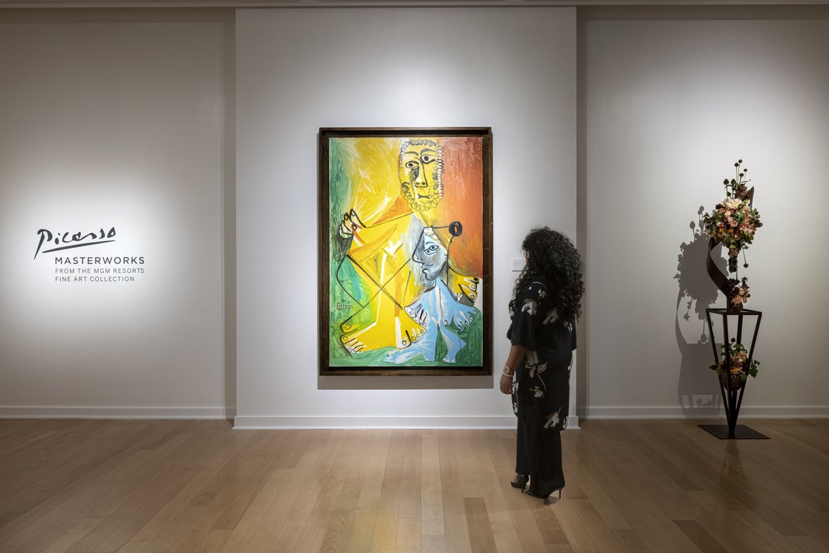 #AuctionUpdate Showcasing the power and complexity that defines Picasso’s late work, Homme et enfant sells for $24.4 million. At nearly 2 meters tall, the 1959 work is a hugely impressive example of Picasso's achievements during this important stage in his career #SothebysxMGM