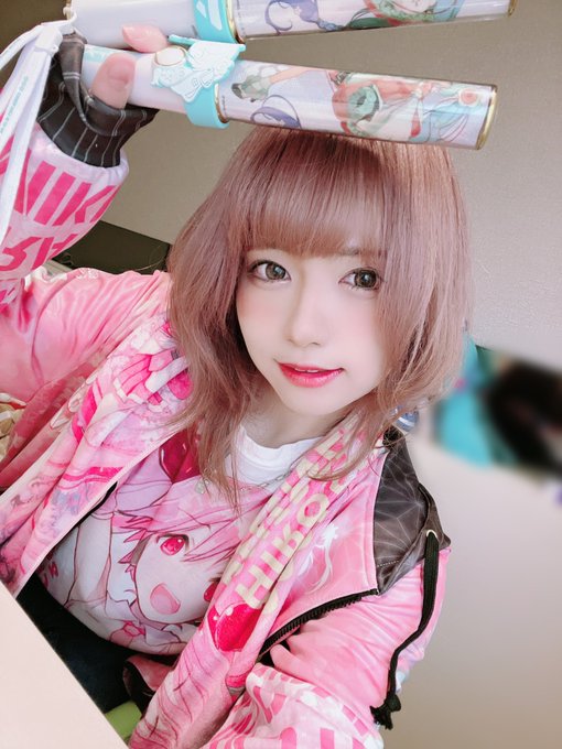 Twitterのコスプレ画像11