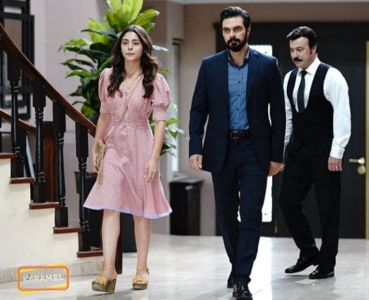 It's never too late to do what still moves your dreams  
 
Emanet #Emanet 
SehYam #SehYam 
SılaTürkoğlu #SılaTürkoğlu 
HalilİbrahimCeyhan #HalilİbrahimCeyhan