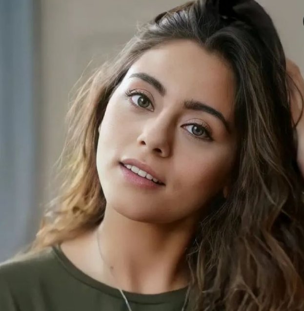 It's never too late to do what still moves your dreams  
 
Emanet #Emanet 
SehYam #SehYam 
SılaTürkoğlu #SılaTürkoğlu 
HalilİbrahimCeyhan #HalilİbrahimCeyhan