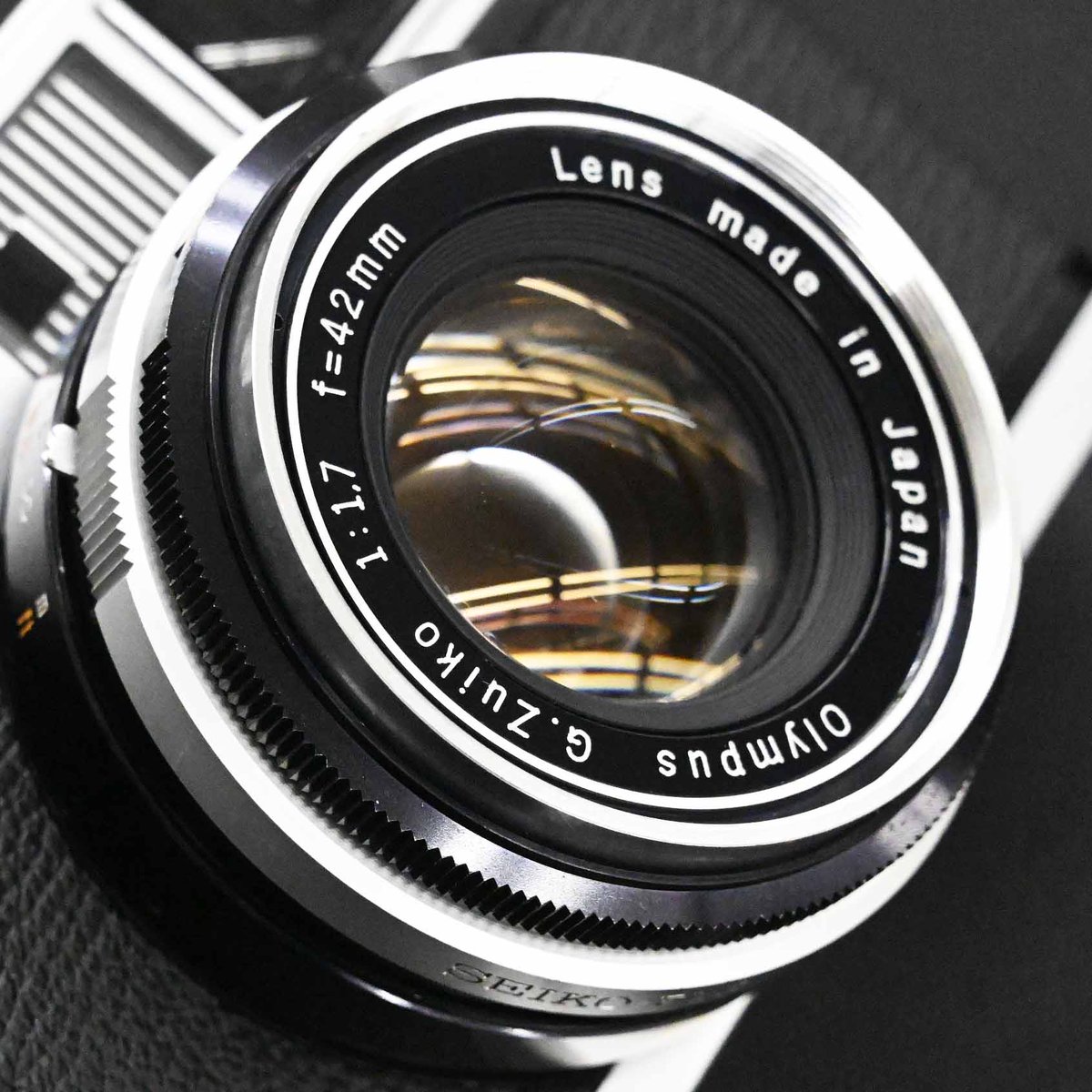 champcamera's tweet photo. 中古　OLYMPUS-35SP【#オーバーホール済】￥22,000
By #港北ニュータウン
開放の柔らかさと絞った際のシャープな描写が楽しめる1台。ズイコーらしい写りですね。整備済みなので安心してご使用いただけます。
#フィルムカメラ #OLYMPUS #35SP
https://t.co/sqjhAdBf3r https://t.co/7RMjcY7cBH