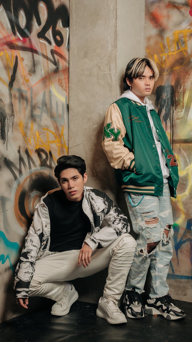SB19Official's tweet photo. 📸 [D-5] #SB19BazingaMV Teaser Photo 

<Release Date>
2021.10.29 | 19:00 PHT

In frame: #SB19_STELL x #SB19_PABLO https://t.co/TuWKxuGFr2
