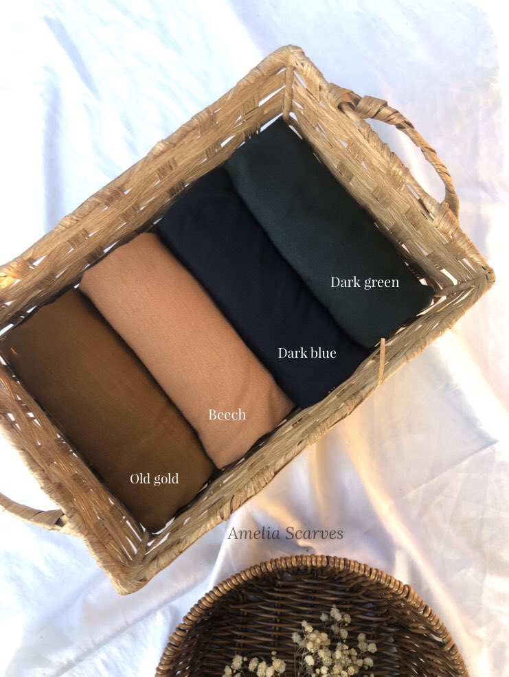 ameliascarve's tweet photo. FATEMA SAOK
Material : Cotton viscose
Price :
SIZE S : RM13
SIZE M : RM17
‼️actual color might differ slightly due to lighting‼️
📲 https://t.co/nqreSczBhu
#tudungsarung #saok #souk #tudungmurah https://t.co/VafAtqcAmi