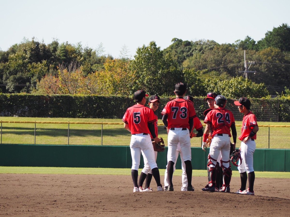 Baseball_SIU's tweet photo. 秋季Ⅰ部リーグ戦

全日程を終え、6勝1敗

得失点差で準優勝となりましたが、西日本大会出場を決めました✨

個人賞は以下の通りです！

優秀投手賞
日田③

ベストナイン
投手部門  中村②
捕手部門  竹内②

諸事情により、時差ツイートとなり、申し訳ありませんでした🙇‍♂️ https://t.co/HN0HxBn6d9