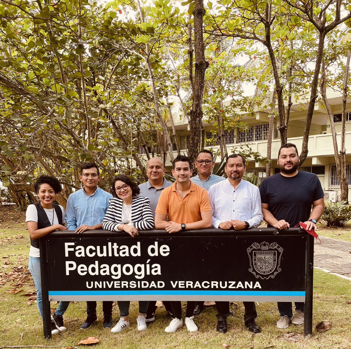 HernandezMarin_'s tweet photo. Doctorado en Sistemas y Ambientes Educativos Universidad Veracruzana. #DSAE https://t.co/Qqwda97rpw