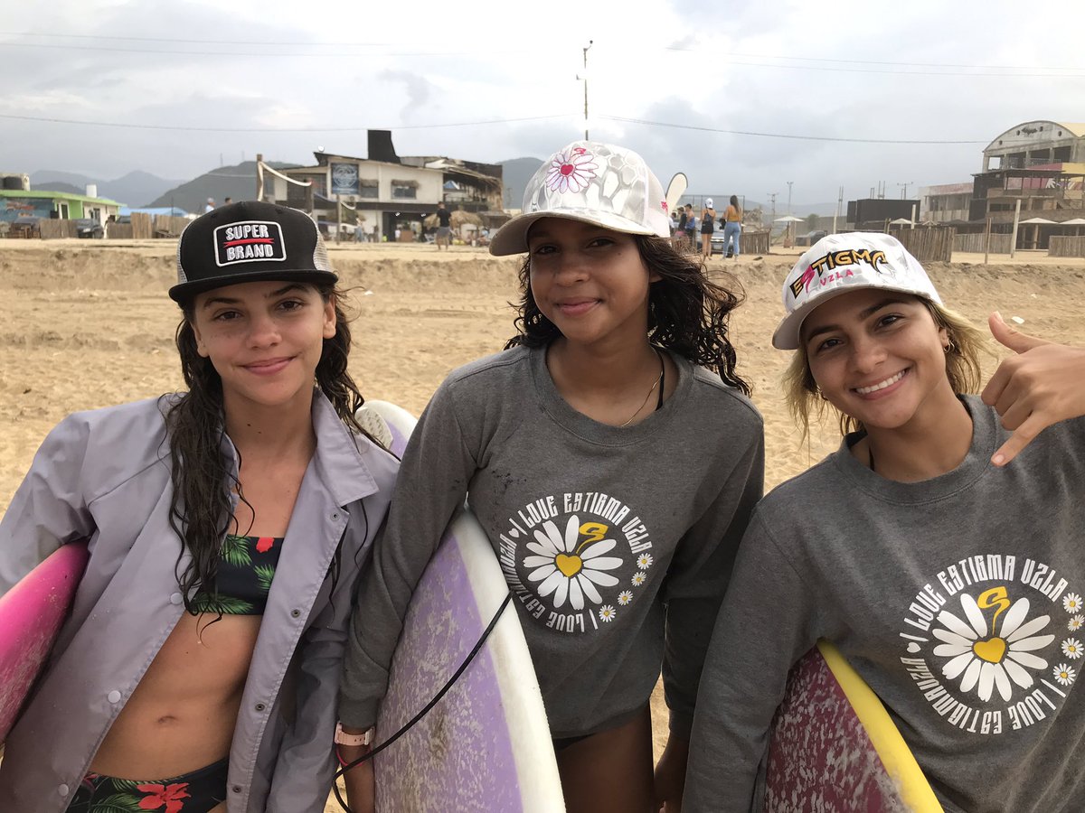 GlobalSrs's tweet photo. Felicitaciones a team #surf por su gran logro en el primer campeonato estadal 🥇 valeria 🥈 stephanny 4️⃣ Ximena y shaggy 🥇🥈 seguimos impulsando los deportes extremos @rafaellacava10 @JCbetancourt72 @apuertocabello @Fundadeporte https://t.co/PlZwdEkbpw