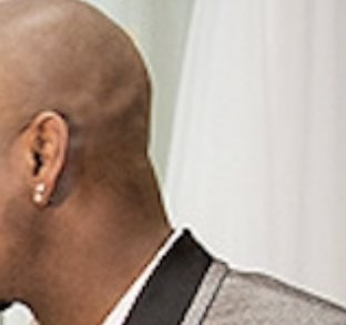 Ne-Yo: she makes the hairs on the back of my neck stand up

the back of his neck: