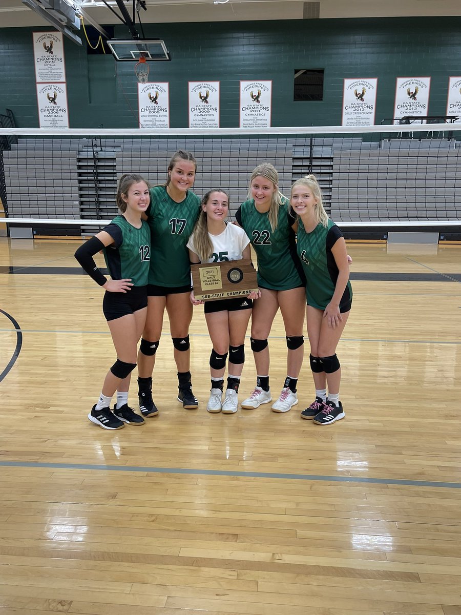 FirebirdsVB's tweet image. One last ride, but not done yet! Thank you, Seniors!!! #fsvbfamily #allinorallout #statetostate