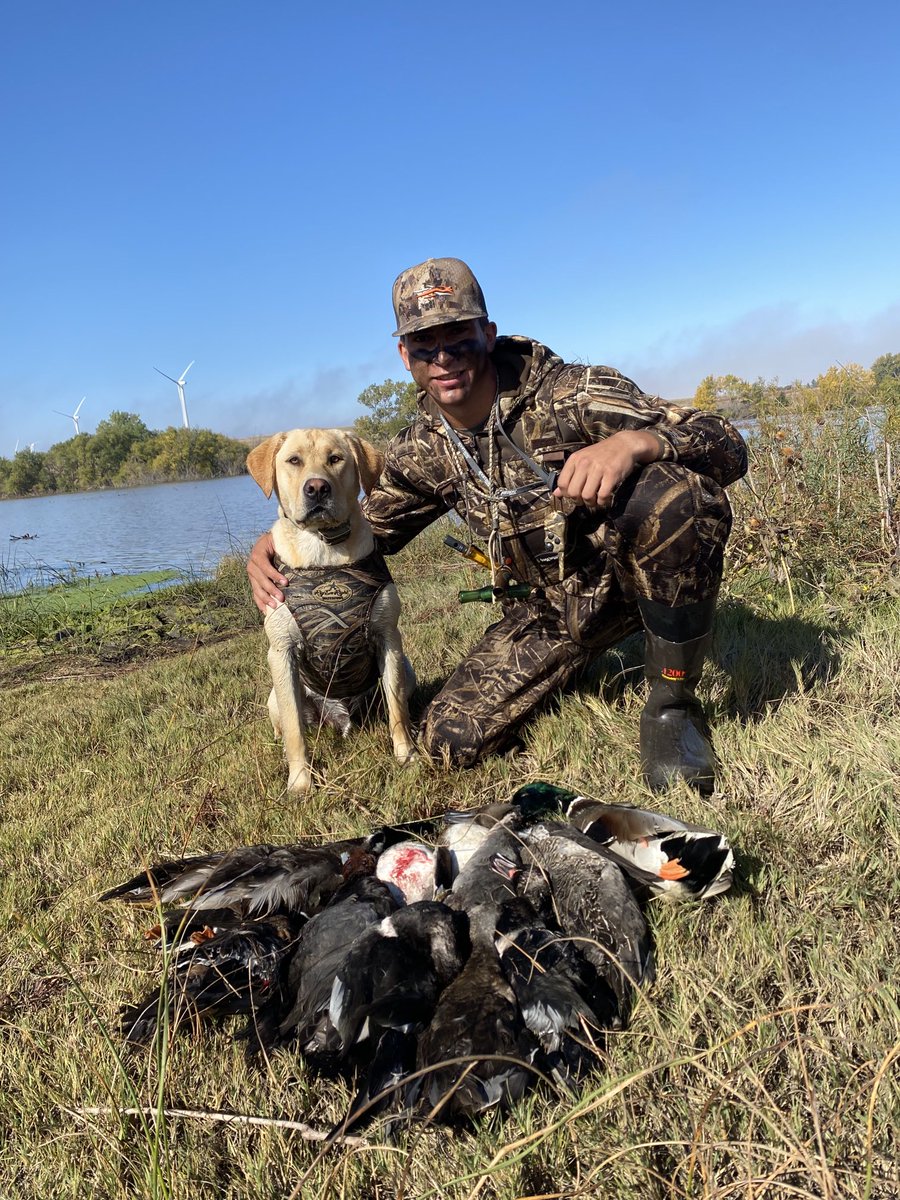 Esemrad32's tweet photo. Gunner with his first duck hunt…success! https://t.co/odThhnTWPO