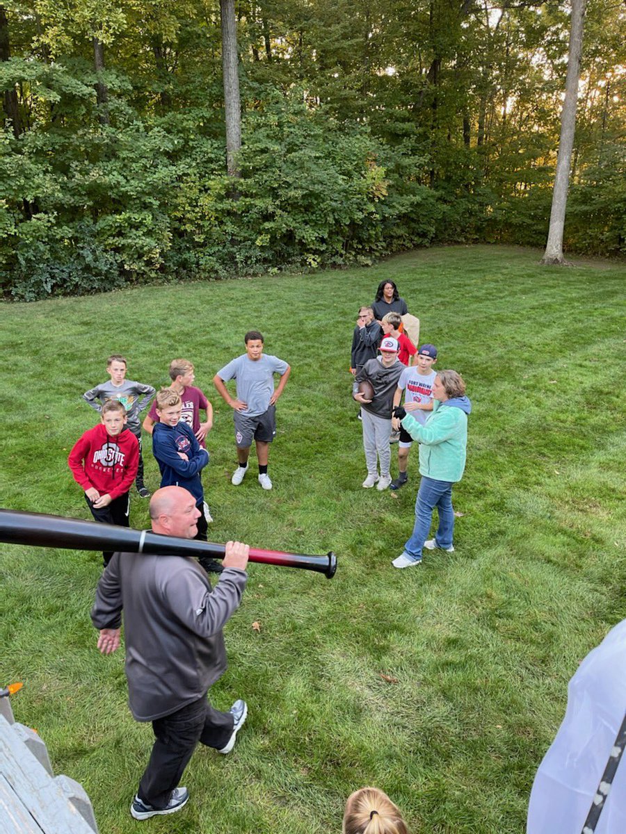 FawLynda's tweet photo. Wrapping up fall ball with a team get together! Thank you Adam and Sharon for hosting and a shout out to all of the parents for the great support!!! #⚾️family #weareDBacks @13uFaw https://t.co/ELCPlnIQJA