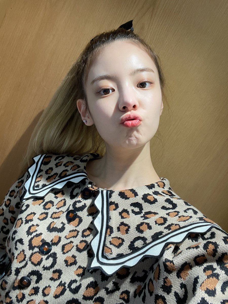 bbljisu's tweet photo. [211024] https://t.co/x9uVvoK5NF