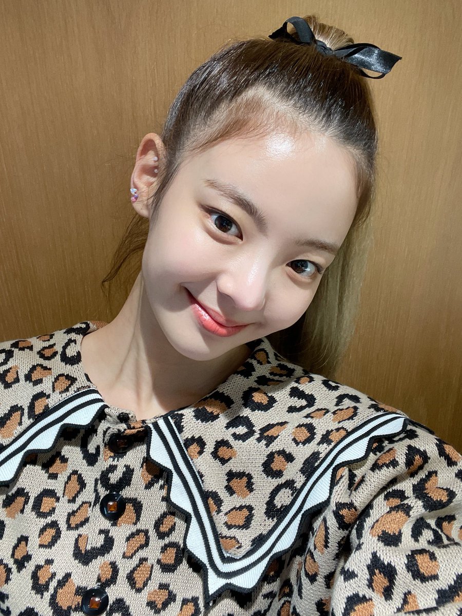 bbljisu's tweet photo. [211024] https://t.co/QDbWg1UE80