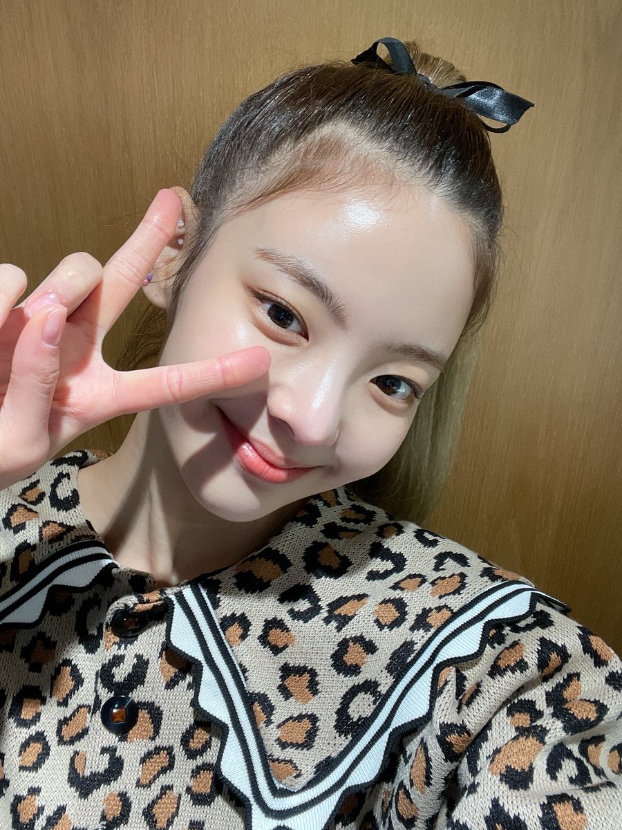 bbljisu's tweet photo. [211024] https://t.co/QDbWg1UE80