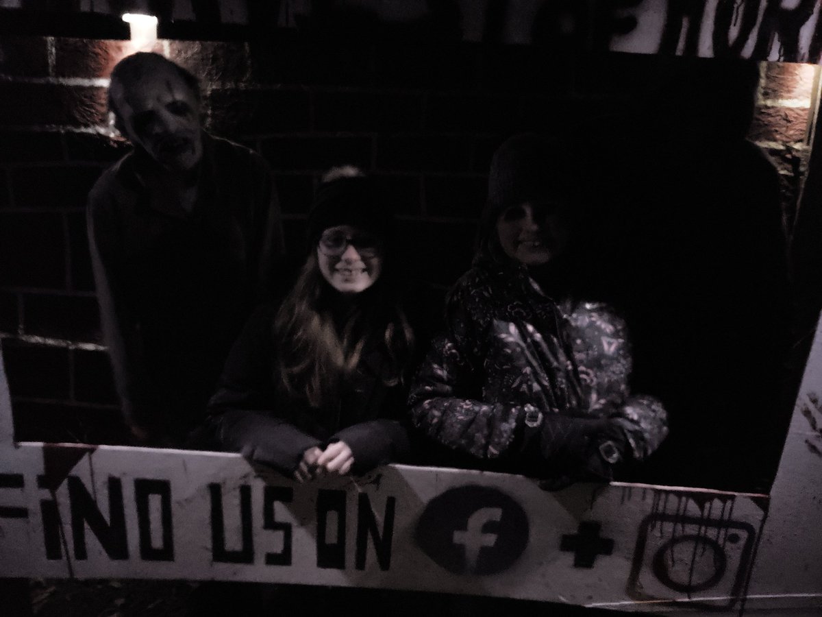SuptMikeRowe's tweet photo. Had a blast at Harvest of Horrors with the #RoweBots tonight. https://t.co/rZ9mDNH59j