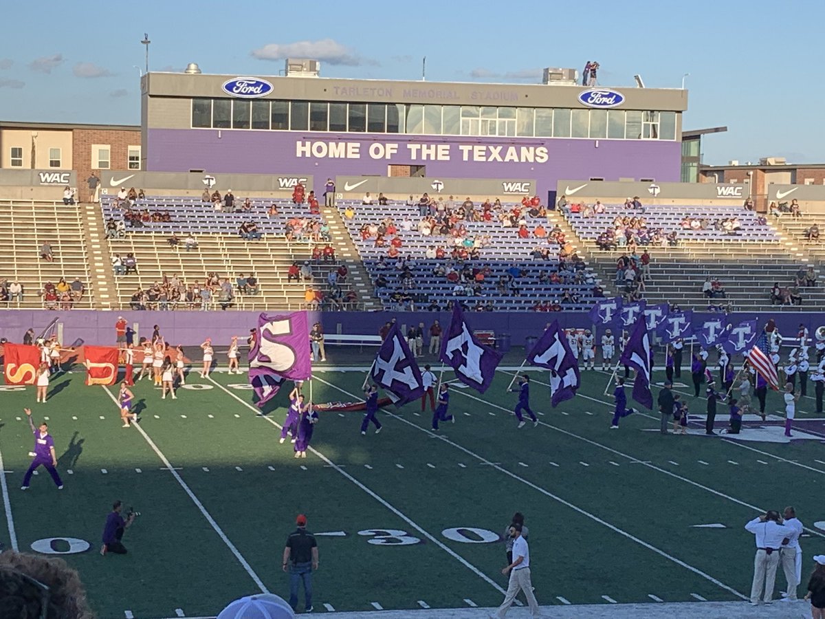 wtbuffs98's tweet photo. Tarleton Homecoming 2021. Great Win. https://t.co/v43M0fibLa