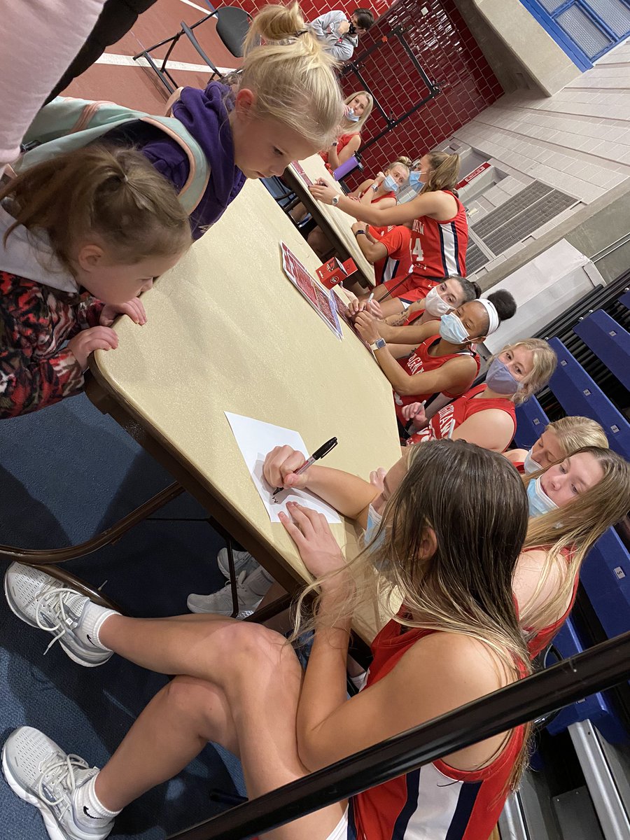 Joltcu's tweet photo. Swish! Nothing but net! So much fun at @SVSU Community Youth Days FREE basketball clinic! Loved seeing these young cagers dribble, pass and shoot! 🏀 🙌 #proudsponsor #GoCards #community #basketball #joltallin @svsuathletics https://t.co/J3U8WrNOnA