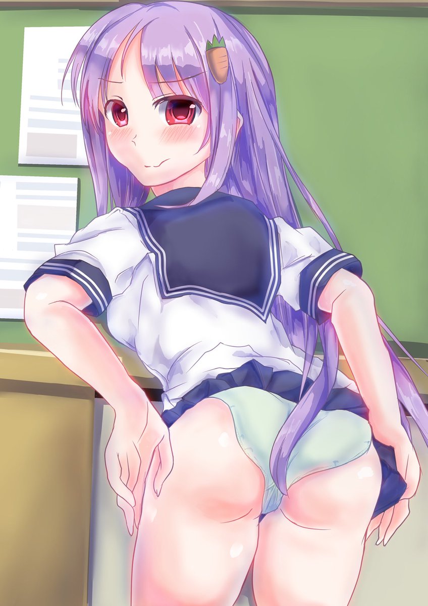 ほたるちゃん@hotaru_torikabu の絵に背景を付けました。 