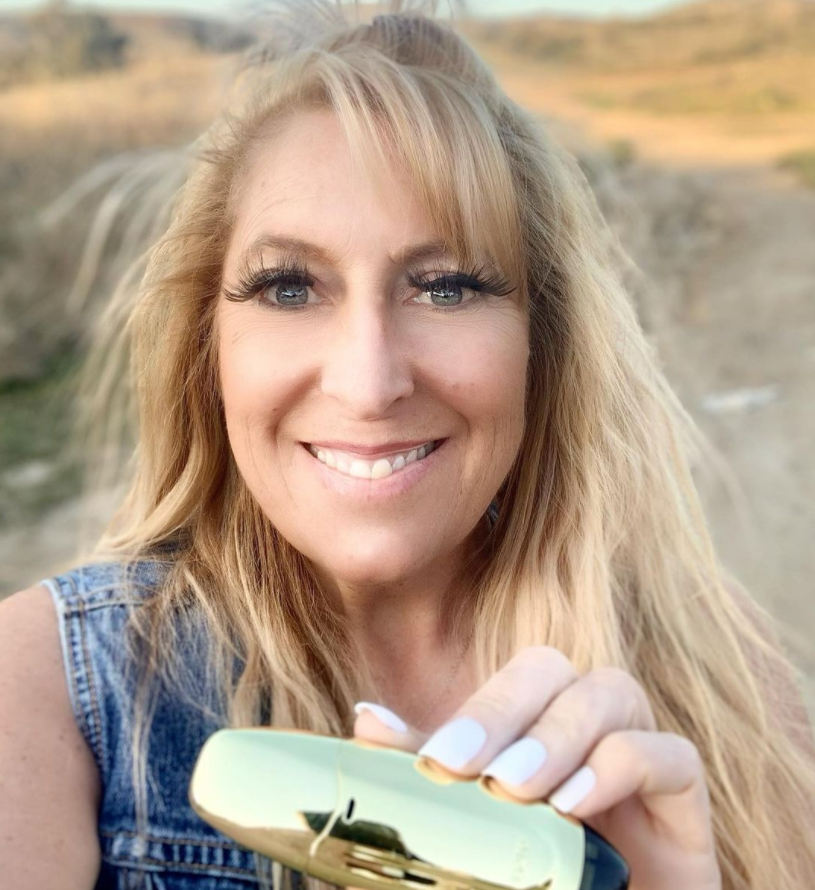 Enjoy the day with dazzvape!

hubs.la/H0ZlWcl0