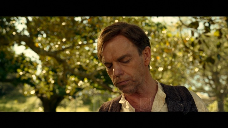 bolsonaroverso's tweet photo. hugo weaving em ate o ultimo homem https://t.co/sGGJlc3rUM