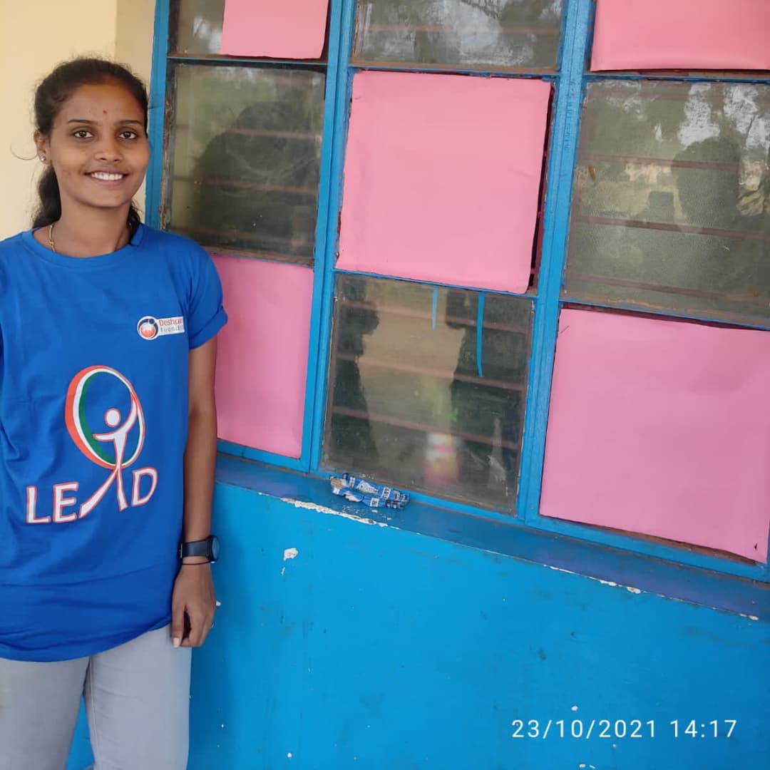 dcseLEAD's tweet photo. #LEADer Pratiksha Sanjay Kamate from Deshpande Koutilya Fellowship took an initiative of renovating windows of the #school using card sheets. Total number of beneficiaries were 200. LEADer thanked #LEAD as she got a platform to present herself.
#Leadership #development #dfindia https://t.co/mRXob3nRou