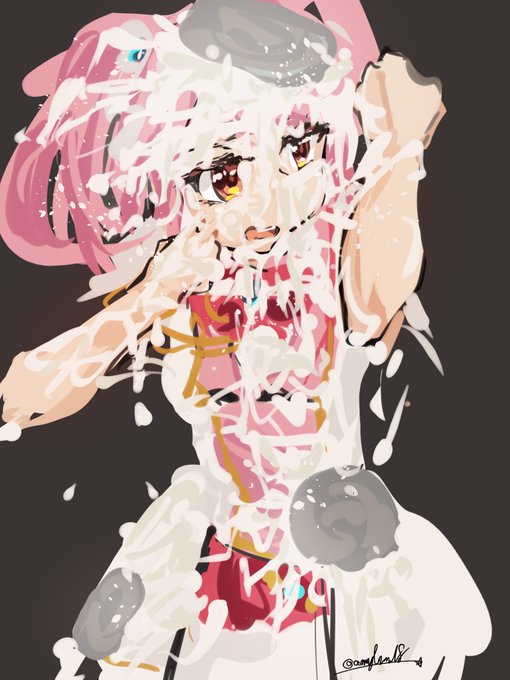 9本目・バンドリの丸山彩で顔面パイ! https://t.co/aL8xe9Nxdp 