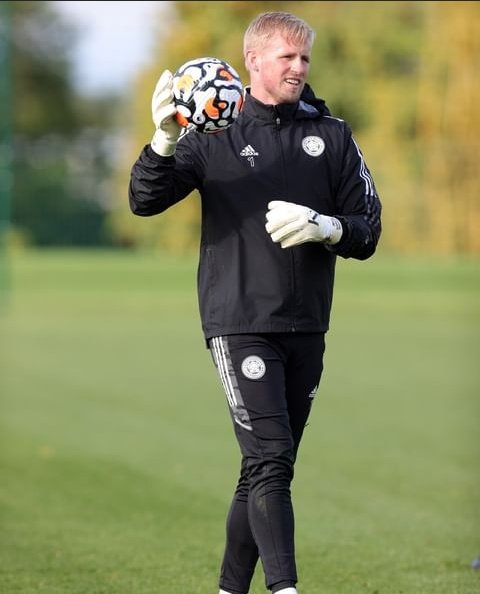 schmeichelista's tweet photo. MATCHDAY! ๐ฆ
HOY JUEGA EL LESTER HOY JUEGA EL ๐งค
@kschmeichel1
๐ Brentford FC
๐๏ธ Brentford Community Stadium
๐ Fecha 9 - Premier League
โฐ 10:00 hs ๐ฆ๐ท
๐บ ESPN
#GoLeicester https://t.co/gV42VuY4KU