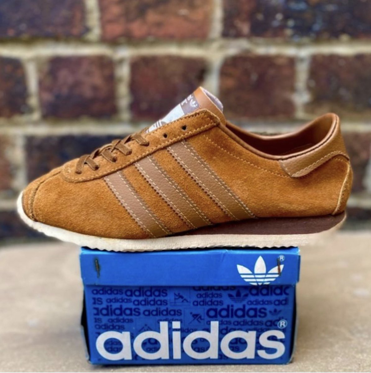 DeadstockUtopia's tweet photo. Artic 1974 #adidas #adidasoriginals #adidasvintage #artic pic credit diggerdas instagram https://t.co/eIFT67lp0G