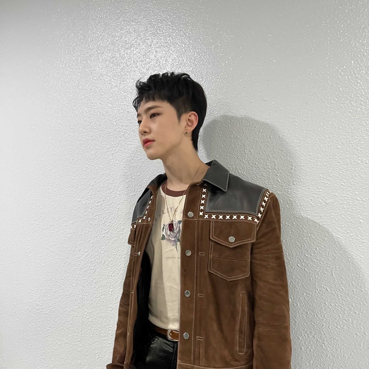 delight_soon's tweet photo. 어디서나 찍기만 하면 화보세요 https://t.co/wLKdKTR1EC
