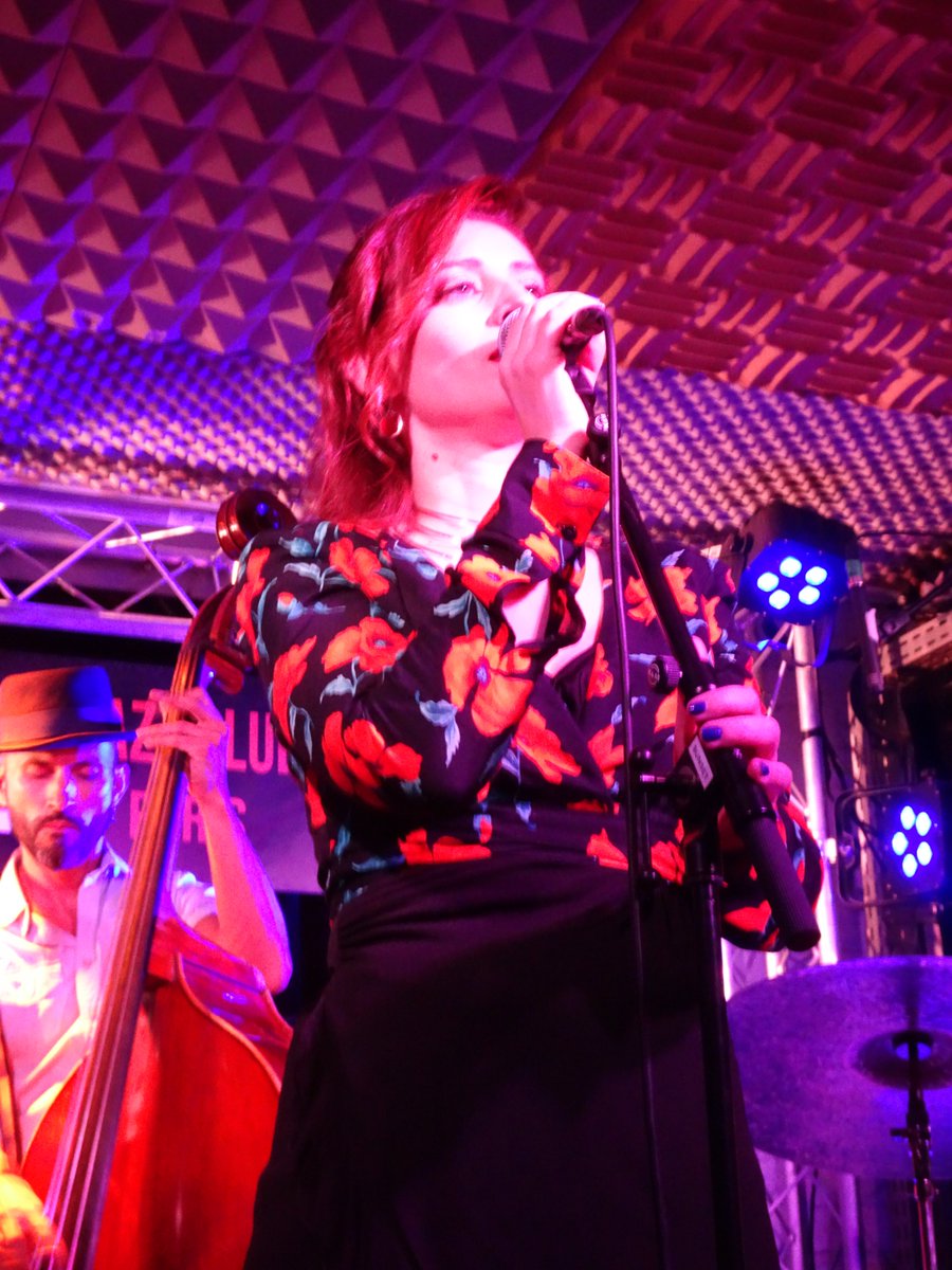 Stephanelive34's tweet photo. Document partagé par l’application Photos Sarah Thorpe Live Sunside Paris 23 octobre 2021 #sarahthorpe #jazzmusic #jazzclub #sunsetsunside #livemusic #Paris @SunsetSunside https://t.co/j8jwy85NAQ