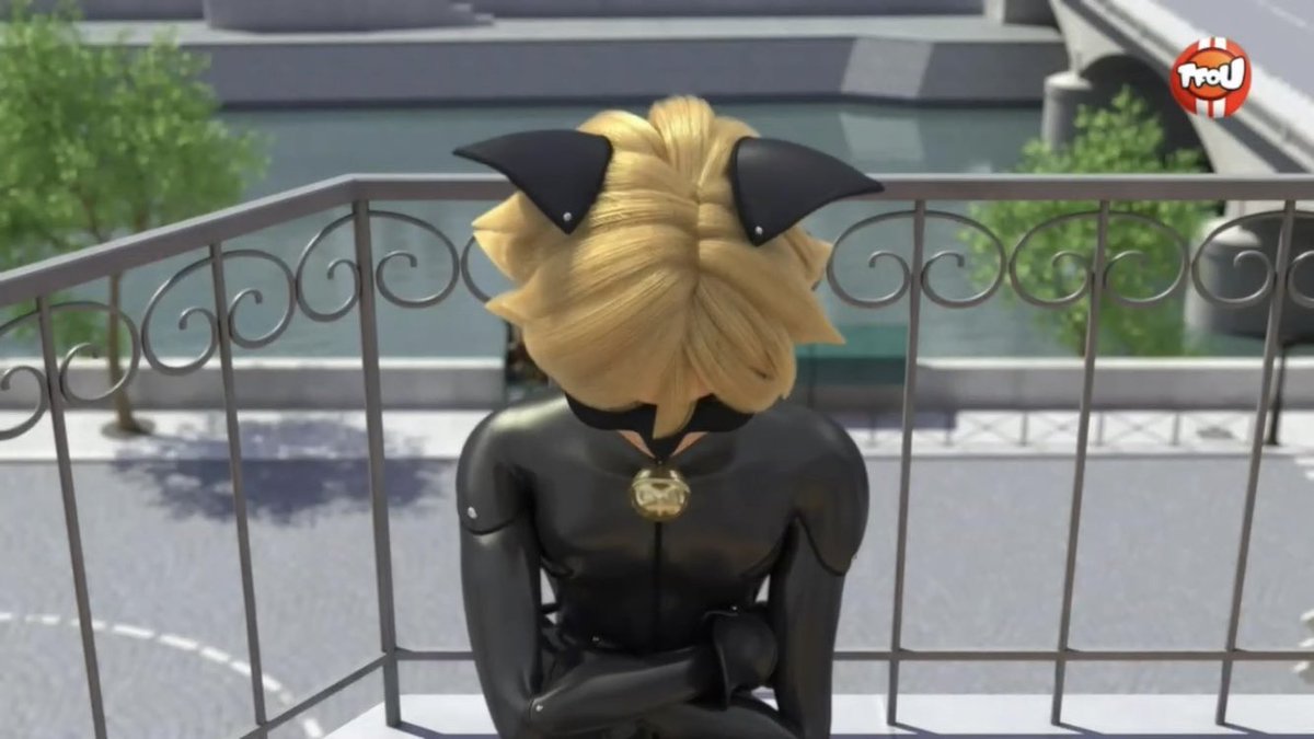 mlxdynette's tweet photo. HEAD EMPTY JUST CHAT NOIR LAUGHING SO HARD WHILE HE WAS HEARING MARINETTE’S CONFESSION LMAO 
#MLBS4Spoilers https://t.co/uh5Ea91sbz