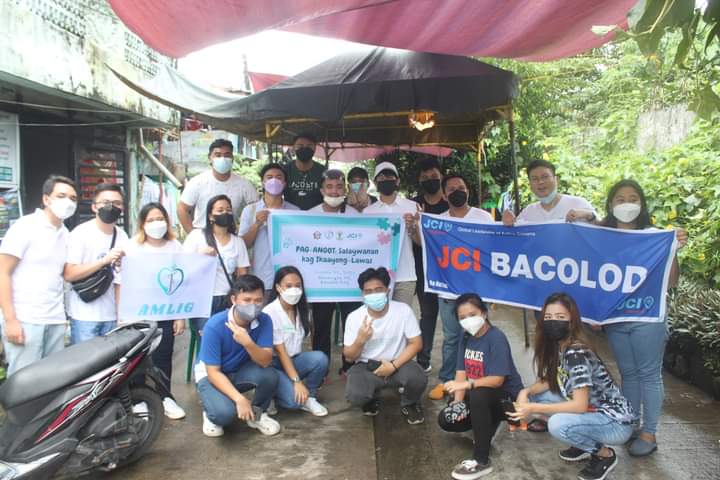 coreph1's tweet photo. ✨ Even with the ongoing pandemic and the challenges being faced by the city, our partners from the Local Youth Development Council (LYDC) of Bacolod City continue to support our #Kids4ClimateCampaign that aims to build more communities of environmentally- conscious children 🌻🤙 https://t.co/bqFy7ibvmc